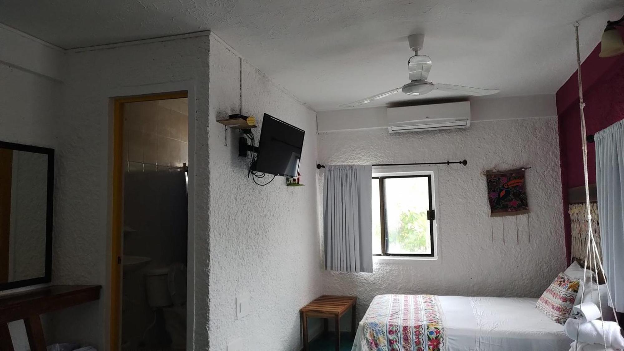 Hotel Gutierrez Селестун Екстер'єр фото